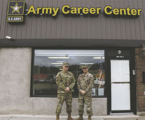 Army near me - Use Base Guides to find United States Army military bases. Select military bases by name or location. 